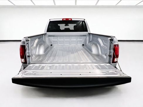 Used 2023 RAM 1500 Warlock AWD/4WD image 18