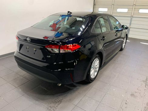 Certified 2024 Toyota Corolla LE w/ LE Convenience Package image 3
