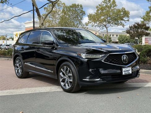 Certified 2023 Acura MDX FWD w/ Technology Package image 2