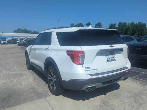 Used 2020 Ford Explorer Platinum w/ Premium Technology Package AWD/4WD image 5