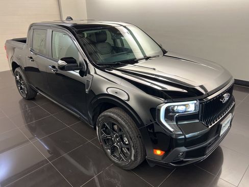 New 2025 Ford Maverick Lobo image 1