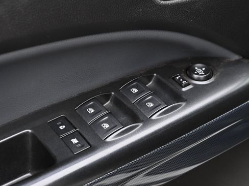 Used 2018 Chevrolet Colorado Z71 image 23