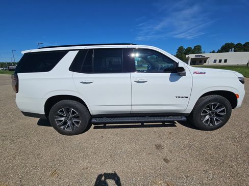 Used 2022 Chevrolet Tahoe Z71 AWD/4WD image 3