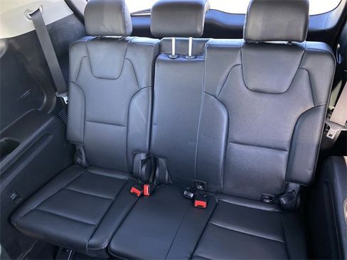 Used 2025 Kia Telluride EX image 28