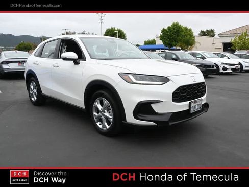 Certified 2025 Honda HR-V LX image 3