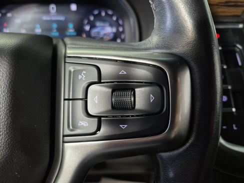 Used 2022 Chevrolet Tahoe Premier AWD/4WD image 11