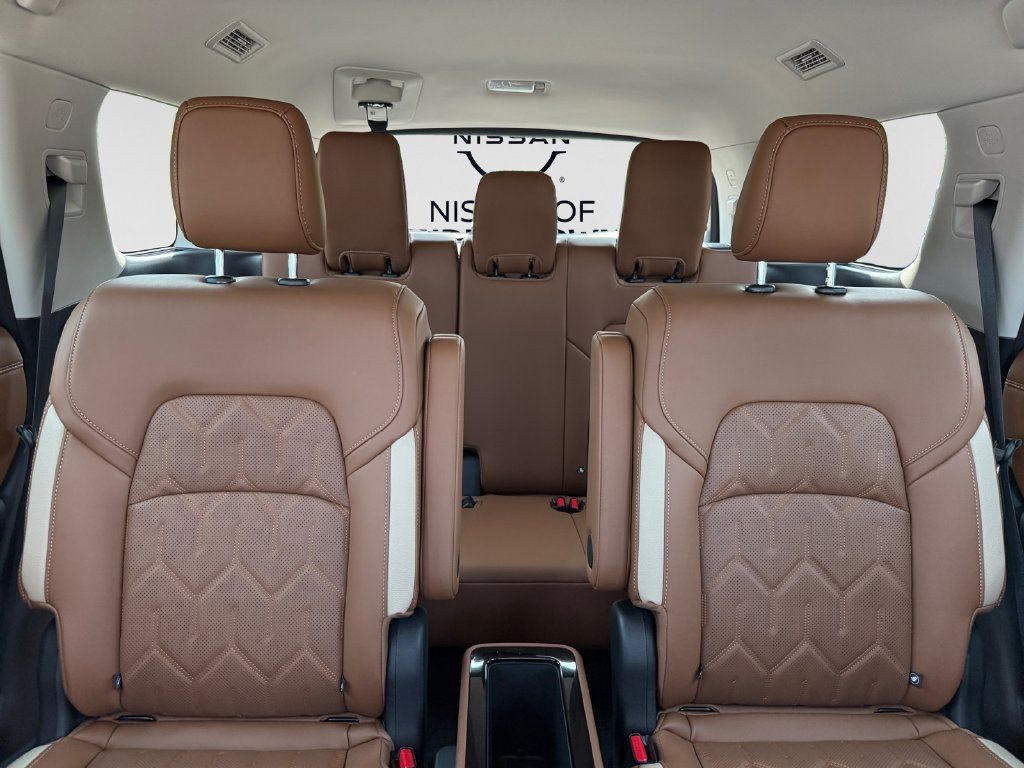 New 2026 Nissan Pathfinder Platinum AWD/4WD image 17