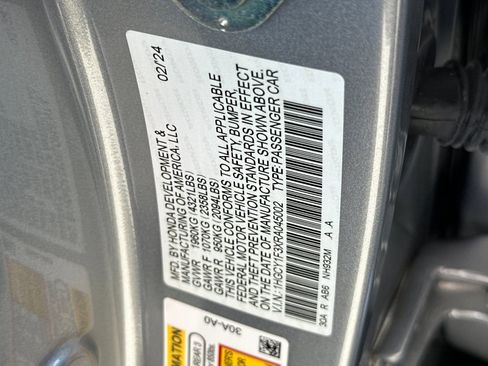 Certified 2024 Honda Accord EX image 27