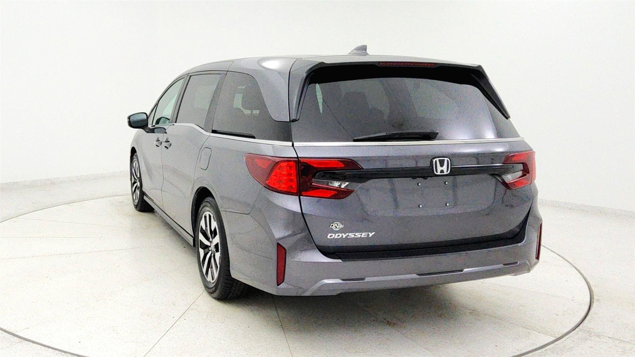 Used 2025 Honda Odyssey EX-L image 4