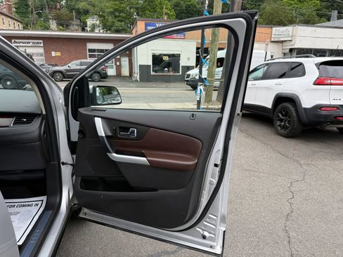Used 2013 Ford Edge Limited AWD/4WD image 51
