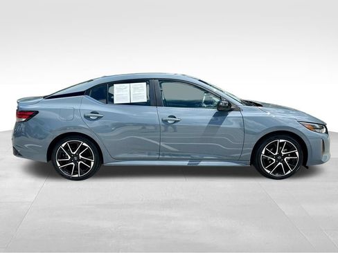 Certified 2024 Nissan Sentra SR w/ Trunk Package FWD image 5