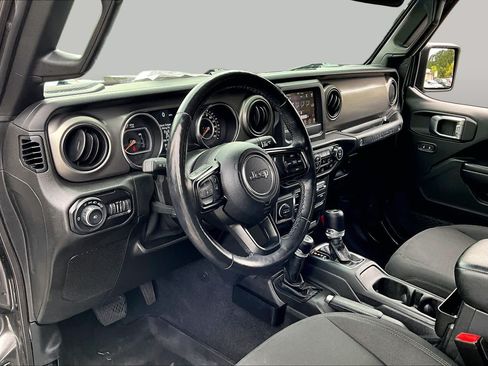 Used 2021 Jeep Wrangler Unlimited Sport AWD/4WD image 16