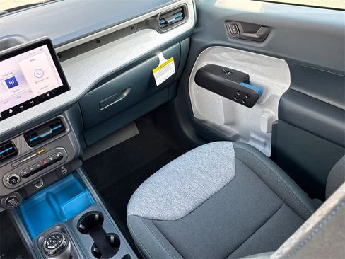 New 2025 Ford Maverick XLT image 20