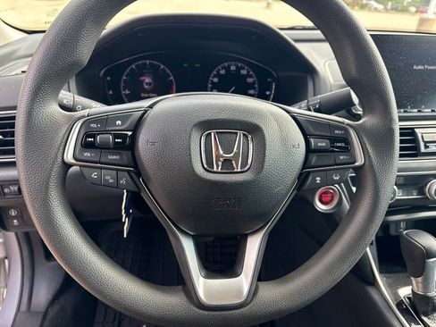 Used 2020 Honda Accord LX image 12