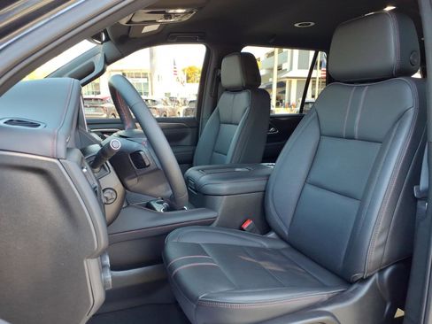 Used 2024 Chevrolet Tahoe RST w/ Luxury Package image 5