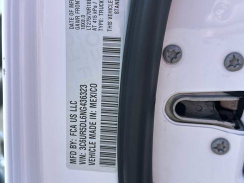 Used 2022 RAM 2500 Big Horn image 27