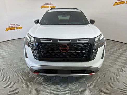 New 2026 Nissan Pathfinder Rock Creek w/ Rock Creek Premium Package AWD/4WD image 9