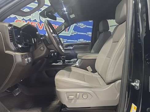 Used 2024 GMC Sierra 1500 SLT w/ SLT Premium Plus Package image 13