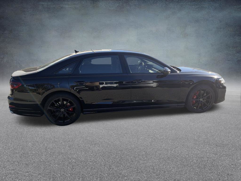 Used 2023 Audi S8 AWD/4WD image 10