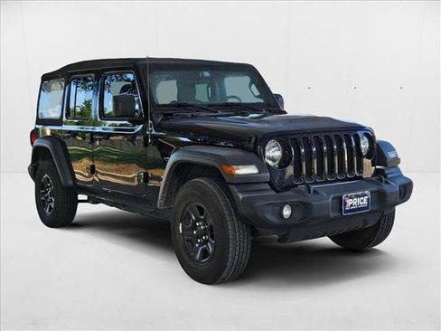 Used 2022 Jeep Wrangler Unlimited Sport image 3
