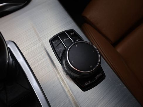 Used 2018 BMW X4 M40i image 25