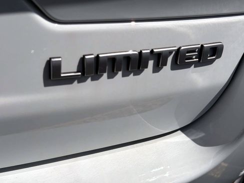 New 2026 Jeep Grand Cherokee Limited AWD/4WD image 6