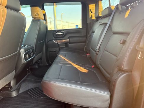 Used 2020 Chevrolet Silverado 2500 LTZ w/ LTZ Plus Package image 32