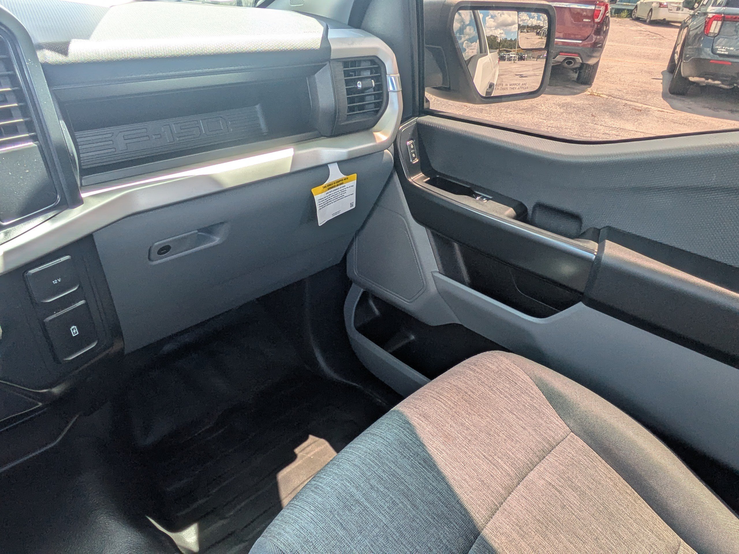 Used 2022 Ford F150 XL RWD image 16