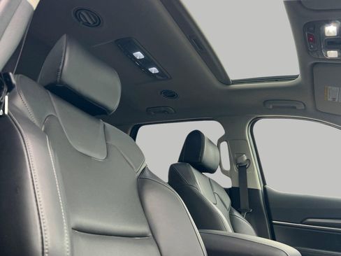 Certified 2025 Kia Telluride S image 20