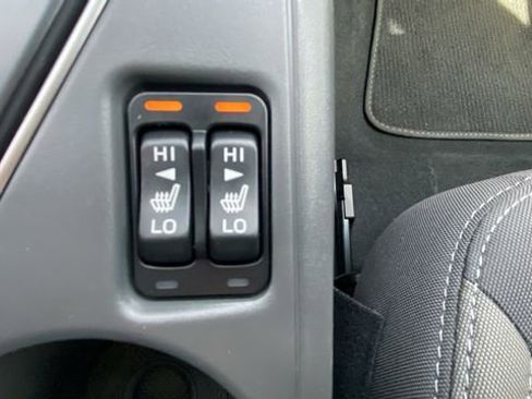 Certified 2025 Subaru Crosstrek 2.0i Premium image 29