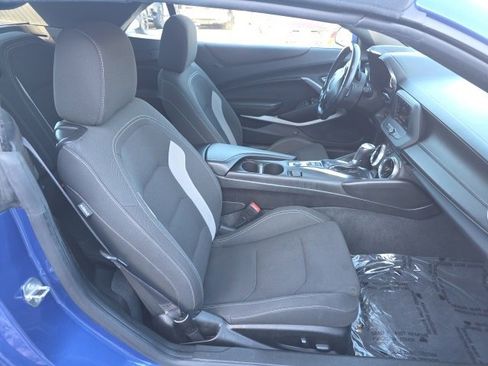 Used 2023 Chevrolet Camaro LT image 10