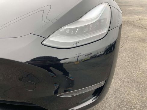 Used 2023 Tesla Model Y Long Range image 10