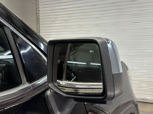 Used 2019 GMC Sierra 1500 Denali w/ Denali Ultimate Package AWD/4WD image 10