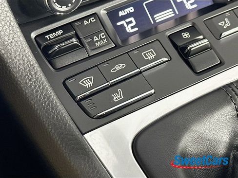 Used 2024 Porsche 718 Cayman image 22