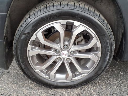 Used 2019 GMC Terrain SLT w/ Preferred Package AWD/4WD image 11