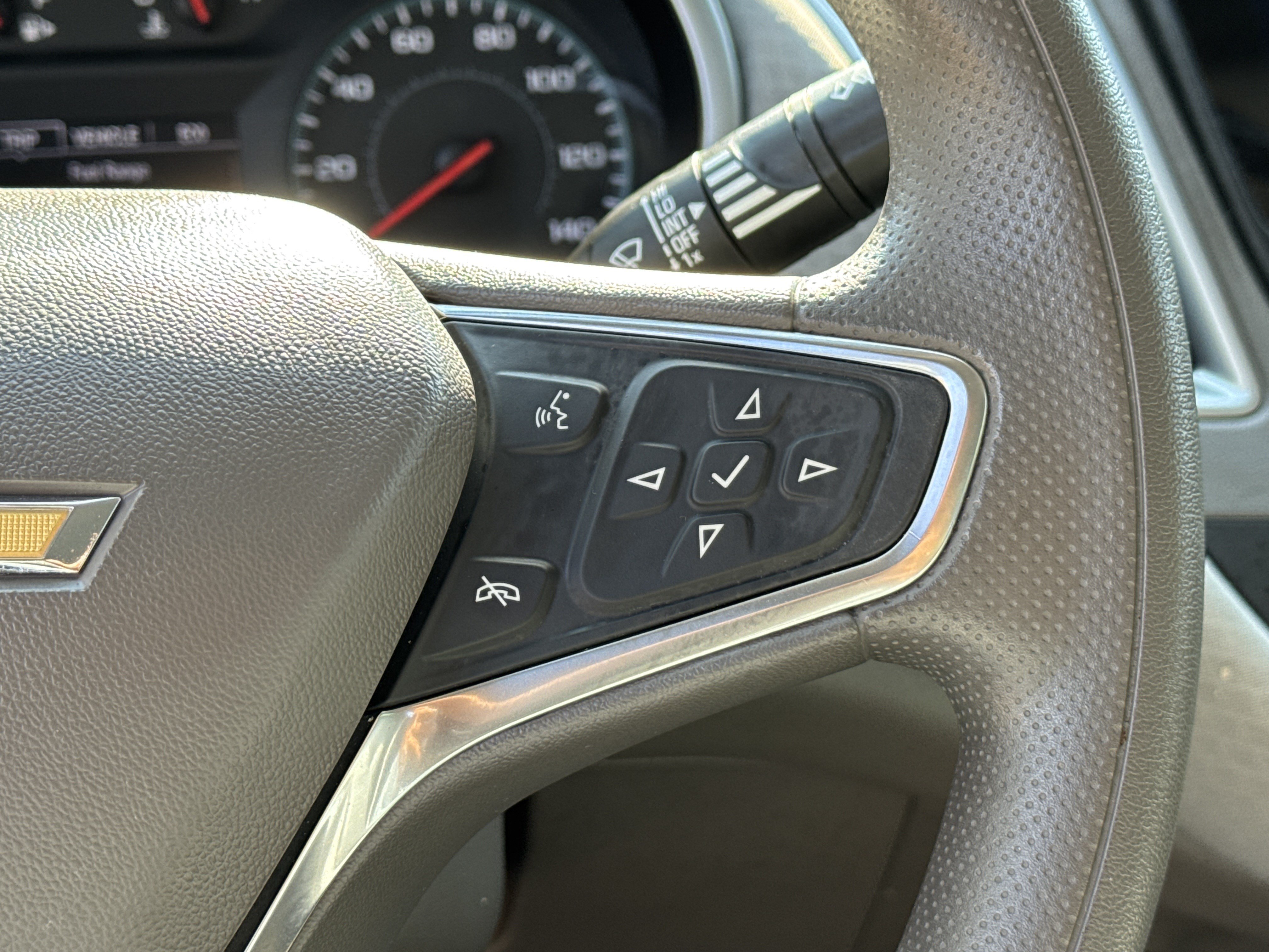 Certified 2025 Chevrolet Malibu LT FWD image 23