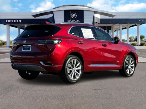 Used 2022 Buick Envision Avenir w/ Technology Package II image 3