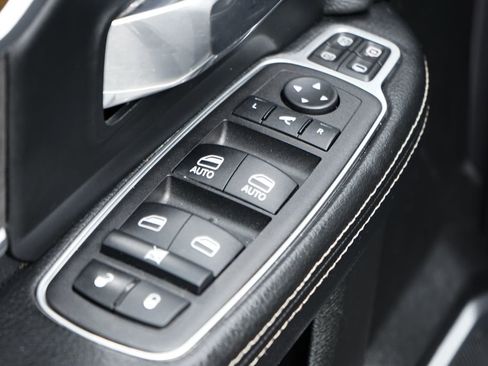 Used 2023 RAM 2500 Laramie image 19