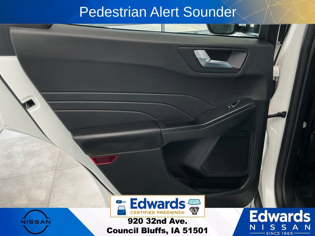 Used 2024 Ford Escape ST-Line w/ Equipment Group 301A FWD image 14