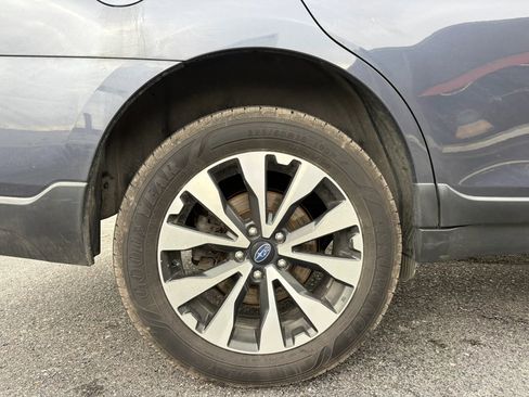 Used 2017 Subaru Outback 2.5i Limited image 26