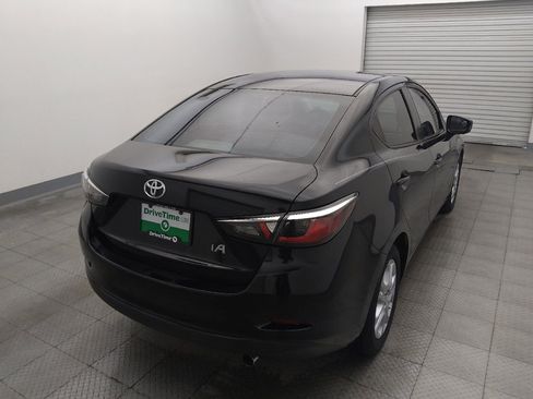 Used 2017 Toyota Yaris iA FWD image 7