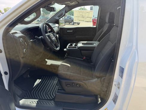 New 2026 GMC Sierra 1500 Pro AWD/4WD image 7