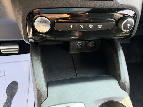 Used 2024 Ford Escape ST-Line w/ Tech Pack #1 AWD/4WD image 22