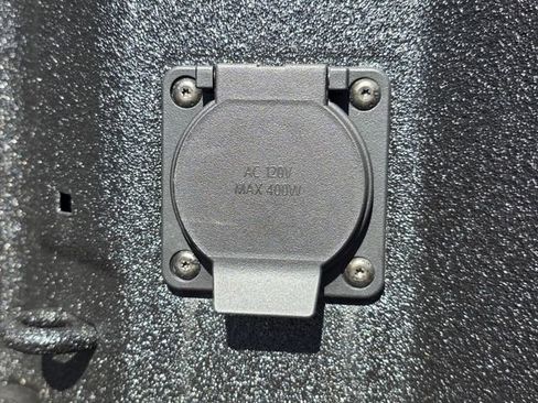 Certified 2025 Chevrolet Silverado 1500 High Country w/ High Country Premium Package image 15