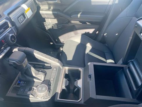 New 2025 Toyota 4Runner Limited image 20