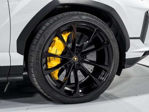 Used 2023 Lamborghini Urus S AWD/4WD image 55