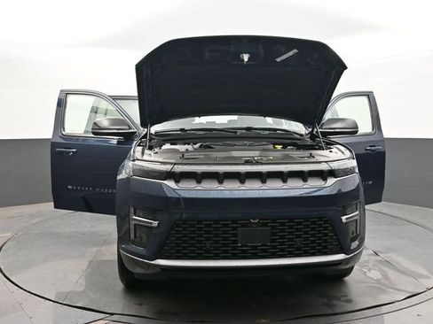 New 2026 Jeep Grand Wagoneer Limited AWD/4WD image 62