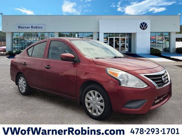 Used 2016 Nissan Versa S Plus FWD image 1