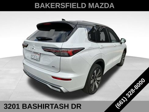Used 2025 Mitsubishi Outlander SEL FWD image 5