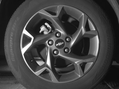 Used 2025 Chevrolet Trax LT w/ LT Convenience Package FWD image 15